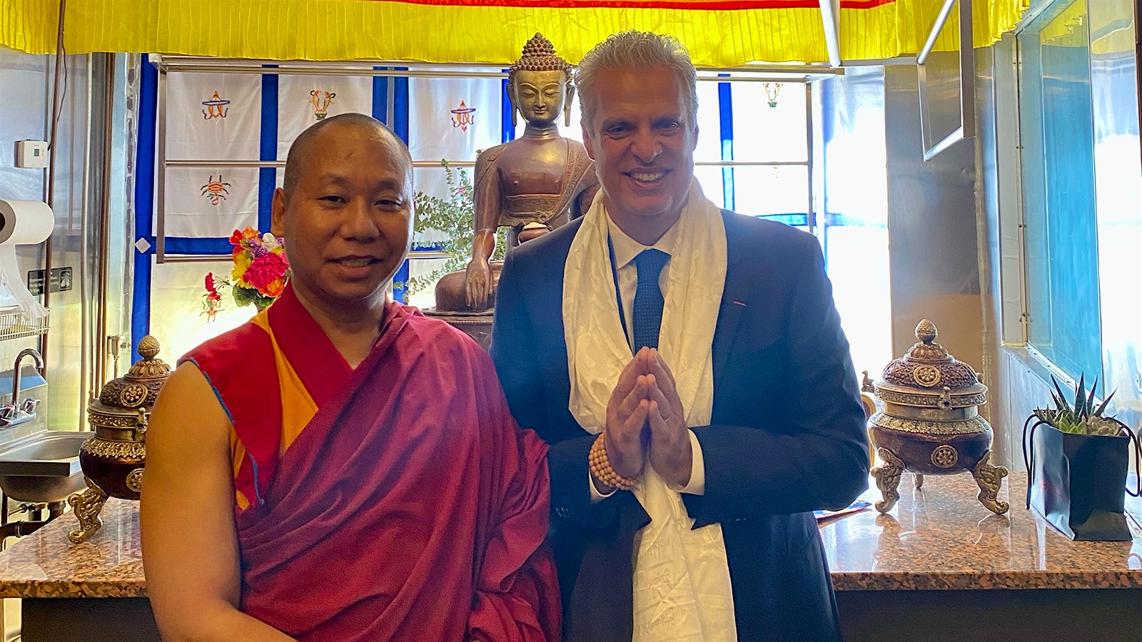 Chef Eric Ripert with mentor Geshe Tashi Dorje, a Nepalese Tibetan monk
